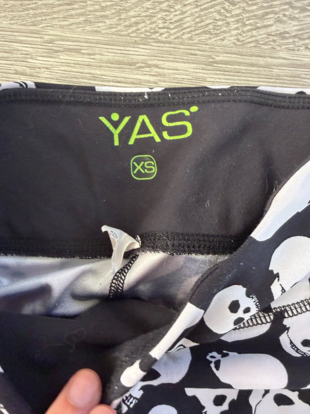 YAS Skull Print Yoga Leggings Womens XS Black White Gothic - Picture 3 of 4